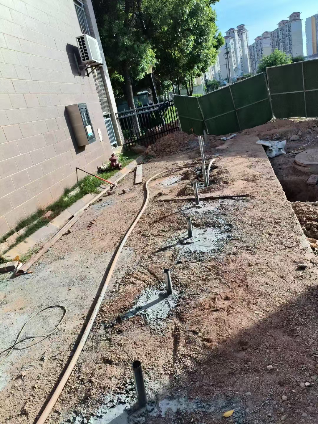 右江自建房地基下沉加固